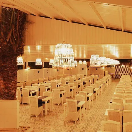 Club Munamar מלון 4*