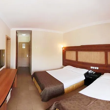 Club Munamar 4* מרמריס