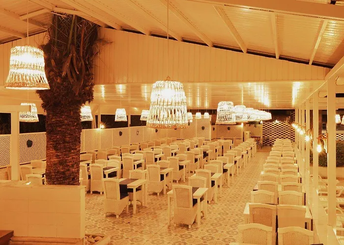 Club Munamar Hotel 4*