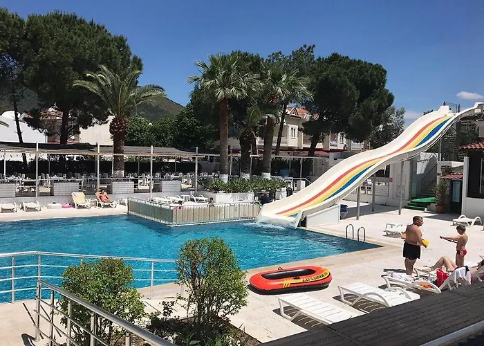 Club Munamar Hotel