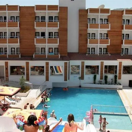 Hotel Club Munamar 4*